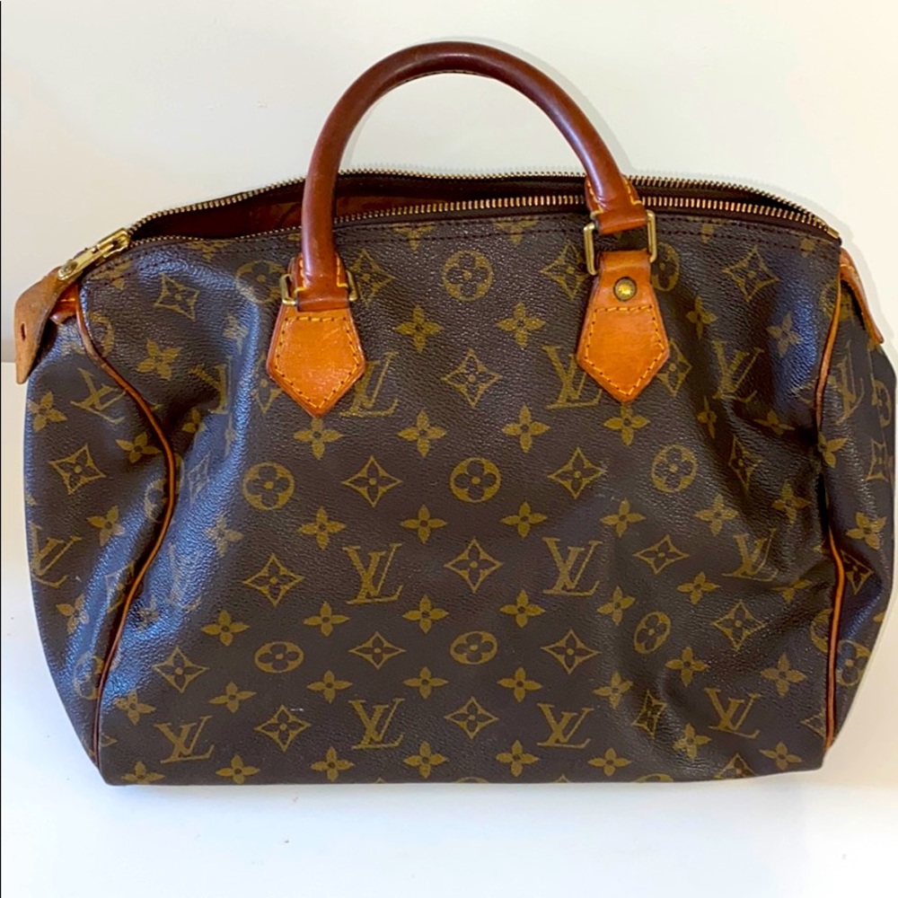 ⭐️⭐️⭐️LOUIS VUITTON SPEEDY ⭐️⭐️⭐️